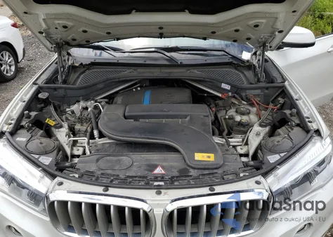 2016 BMW X5 Xdr40E z USA, uszkodzony, nr VIN 5UXKT0C57G0S75140